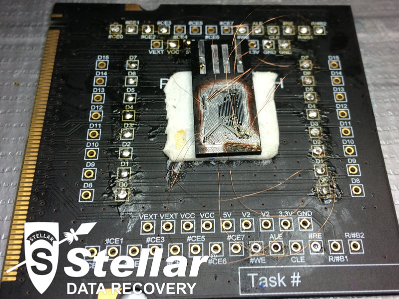 Stellar-Data-Recovery-Monolithic-Chip-Micro-Soldering-4