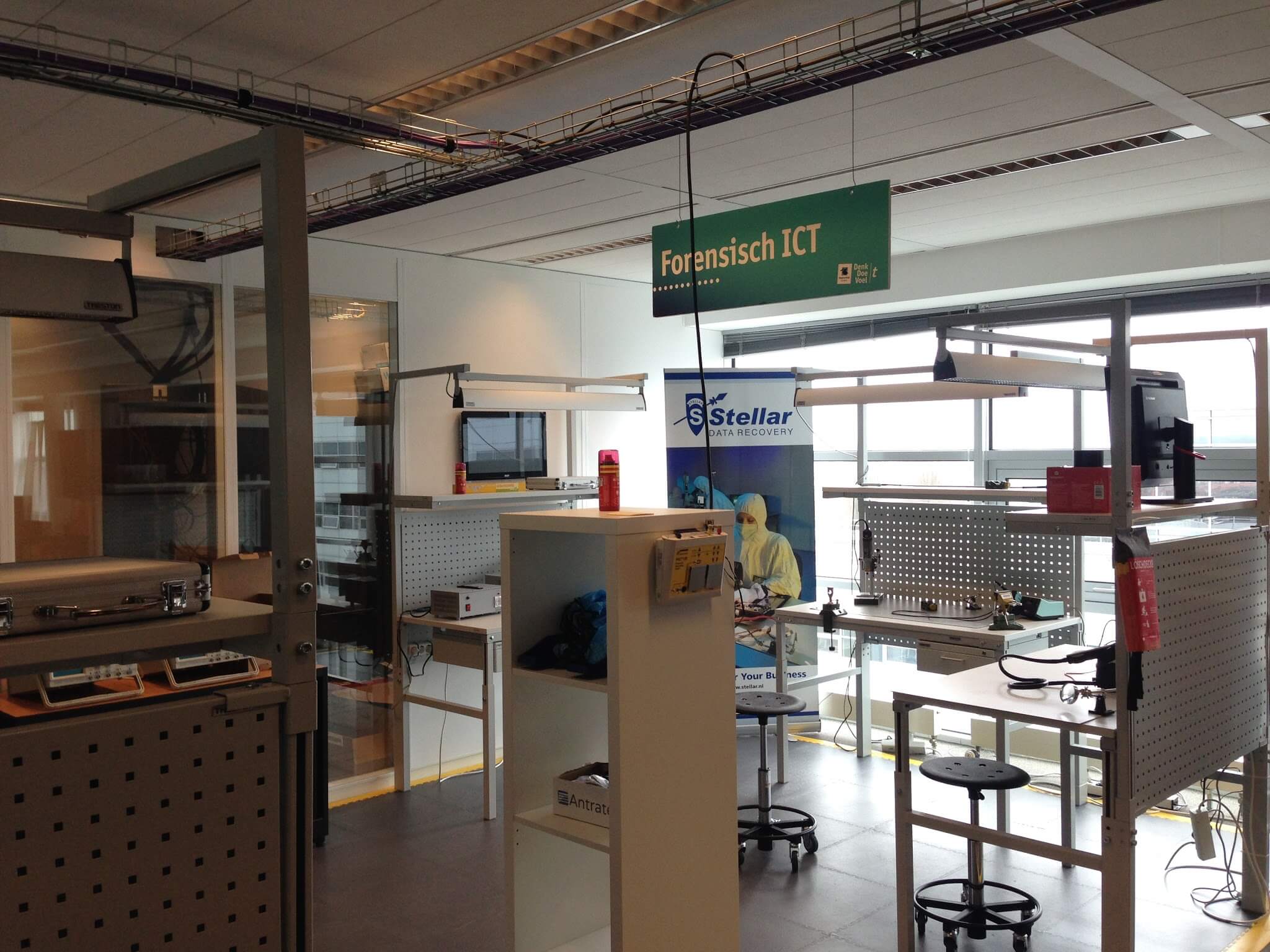 Data recovery in het IoT Lab van de Hogeschool Leiden